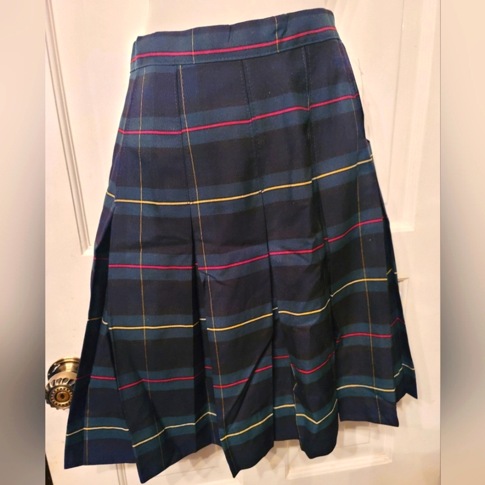 NWT Girls VINTAGE made In UsA ROYAL PARK PLAID PLEATED SKIRT SIZE 10